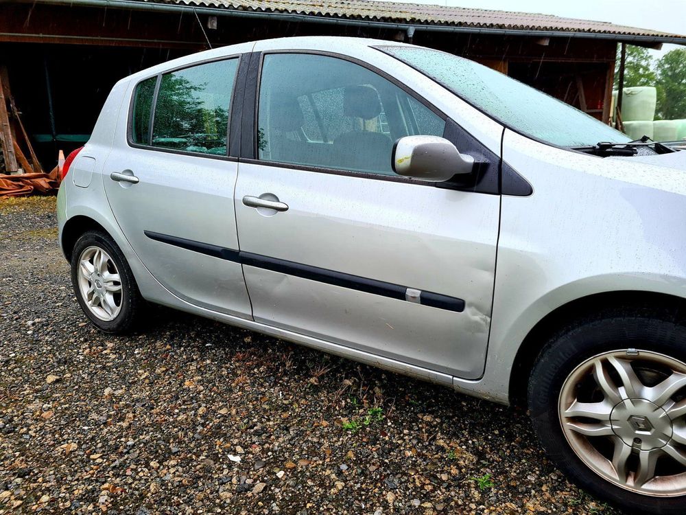 Renault Clio Automat 55'000km Kaufen auf Ricardo