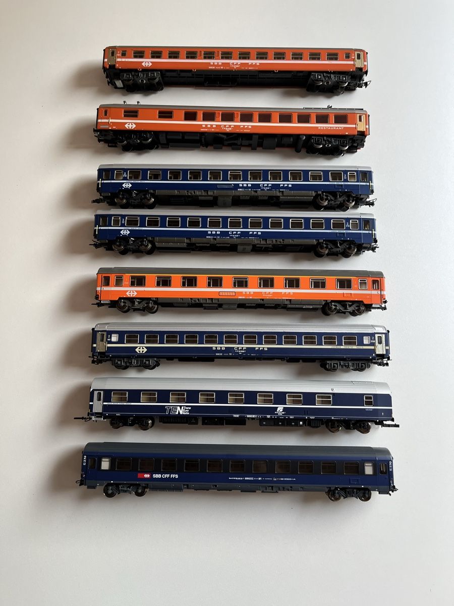 Lima Modellini di ferrovie: Diverse HO Wagen – Usato da Trubschachen venduto da jue_f5vx