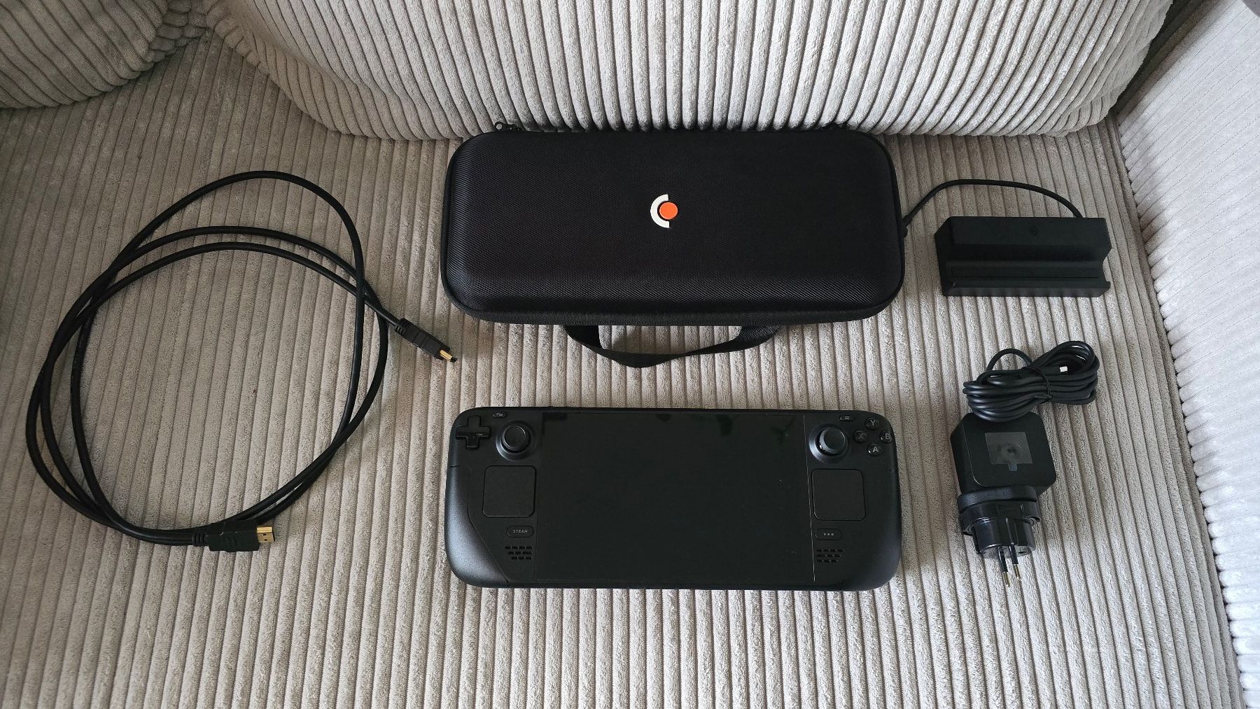 Valve Console: Steam Deck OLED 512GB – Usato da Montezillon venduto da sorceval