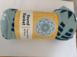 Kuschelige Runddecke, Ø130 cm, super Zustand für Herbst! (N)