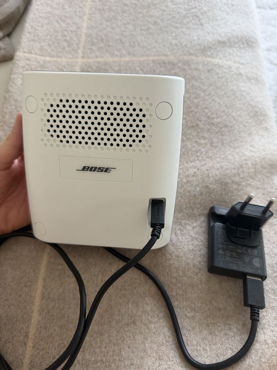 Bose Casse acustiche: Bose SoundLink Mini Portable Speaker White with Charger – Nuovo (secondo la descrizione) da Schwyz venduto da ann_5w8m
