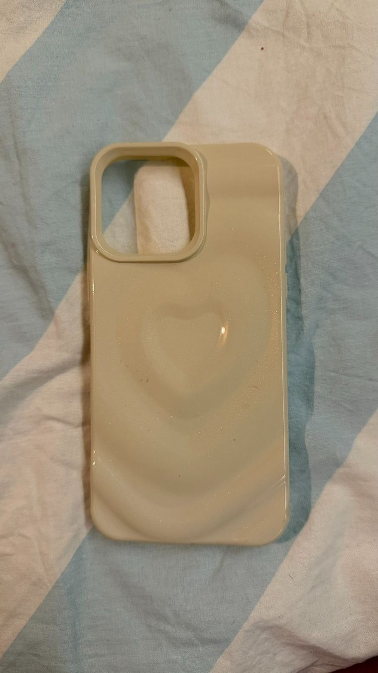 Cover & Protezioni schermo: Coque de téléphone (Iphone 14 Pro Max) – Usato da Randogne venduto da Joel_C