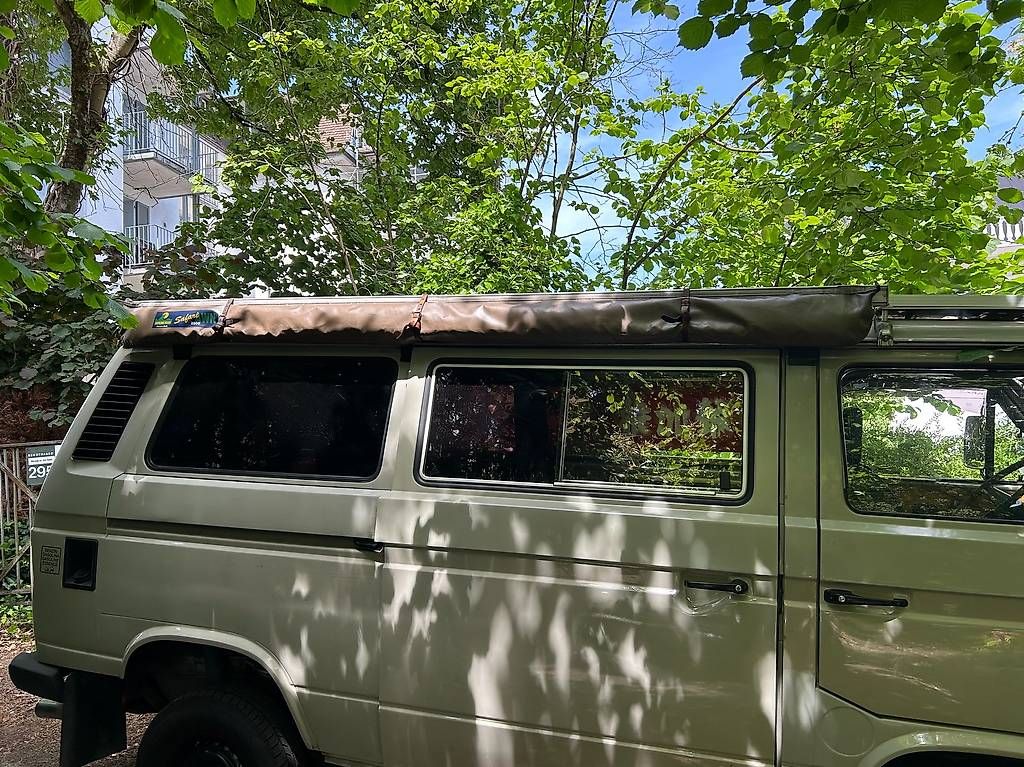 Tende da sole: Markise Howling Moon VW T 3 – Usato da Zürich venduto da Yakitory