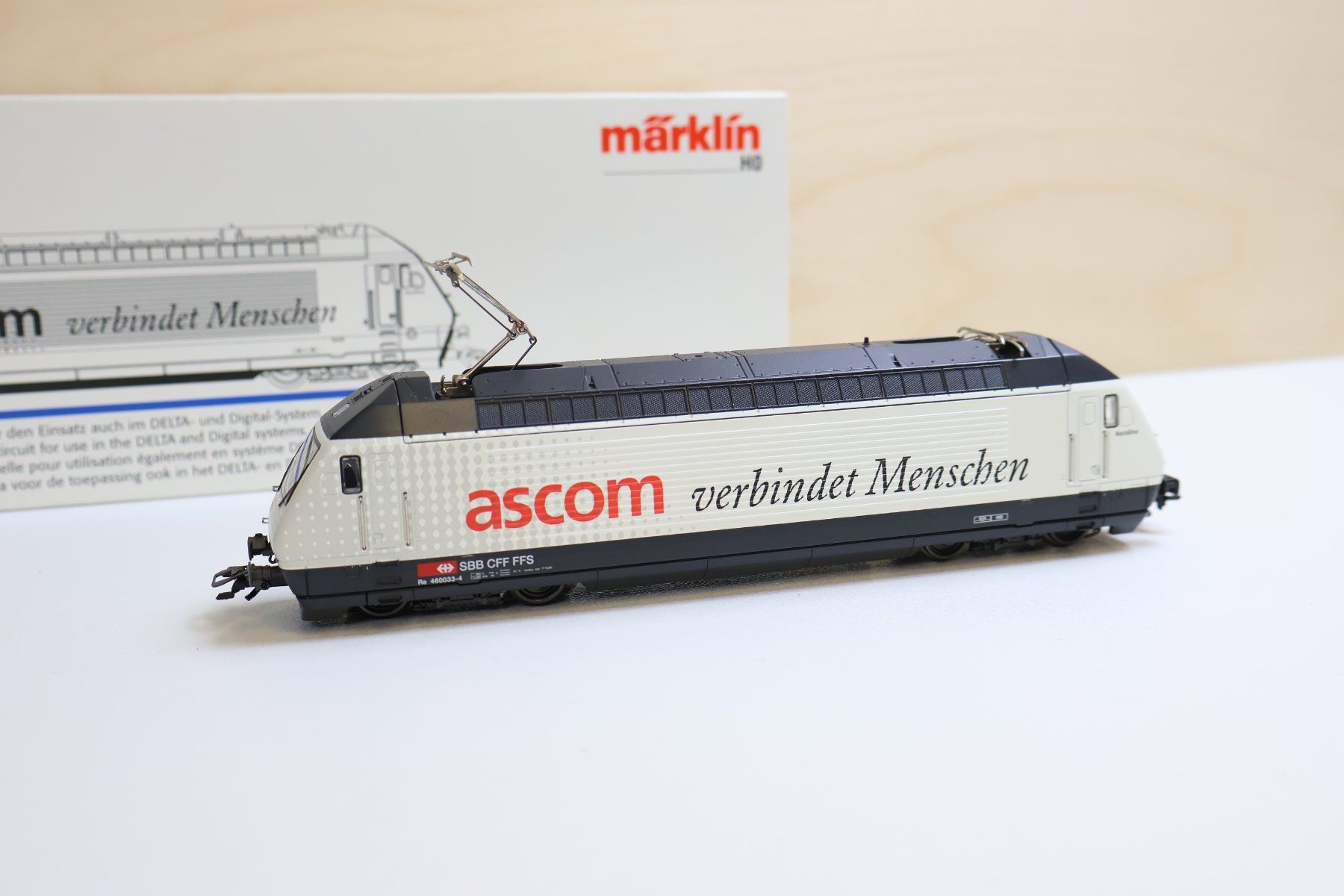 Märklin Modellini di ferrovie: Märklin SBB Re 460 E-Lok "ascom" 34617 Digital - H0 – Usato da Winterthur venduto da Monstera 4