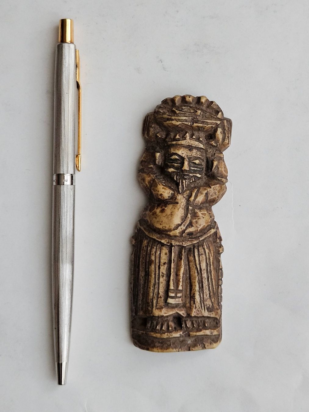 Skulpturen & Statuen: Antike asiatische Knochenfigur – Gebraucht aus Lugano von Numisartes 3