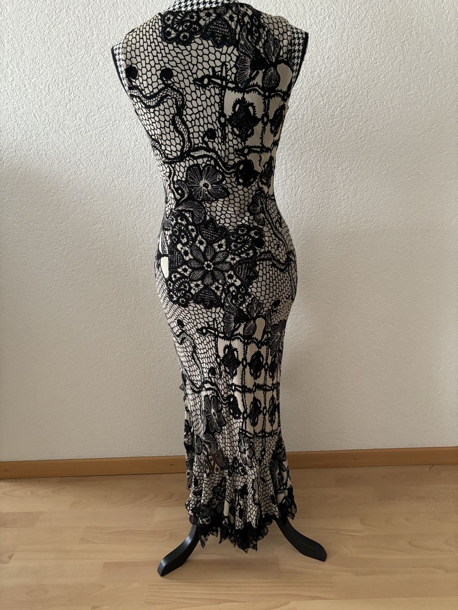 Vestiti: Kleid – Usato da Wichtrach venduto da oem_7glc 1