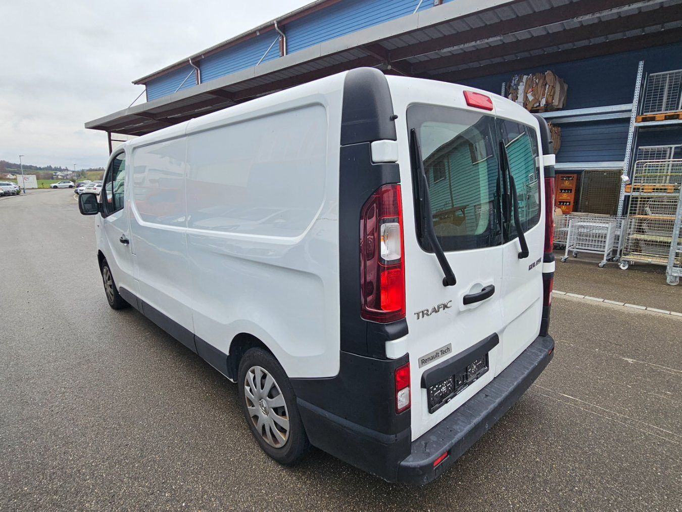 Renault Veicoli commerciali: RENAULT TRAFIC dCi120 L2H1 3.0t mit MFK – Usato da Diessenhofen venduto da Osio 4