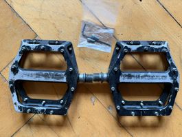 Fahrrad Pedale Flatpedal Magnesium DMR V12 schwarz