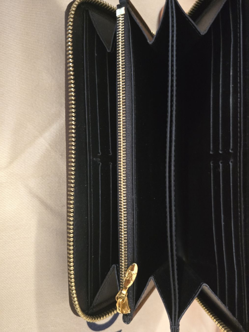 Louis Vuitton Portamonete: Louis Vuitton M69353 Zippy Geldbörse – Usato da Gattikon venduto da lavric_d 6