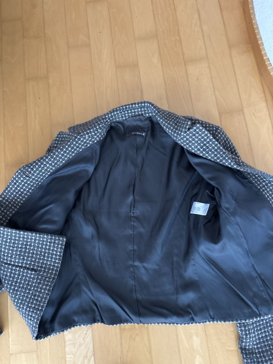 Jacken: St. Emile Damen Blazer Gr 40 – Gebraucht aus Embrach von Dmoney 3