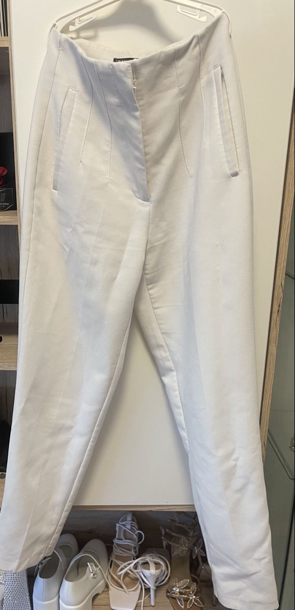 Zara Pantaloni: Zara Hose, weiss – Nuovo (secondo la descrizione) da Uzwil venduto da noe_9f9c