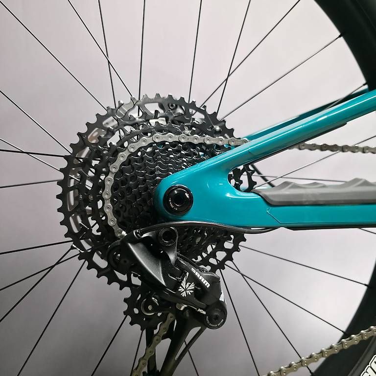 Velos: NEU SCOR MOUNTAINBIKE FULLY CARBON – Neu und originalverpackt aus Tübach von KL-Bikes 5