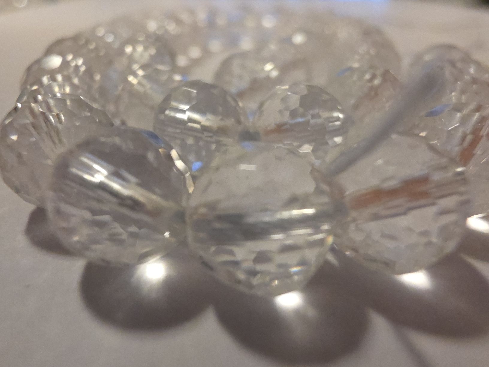 Minerali & Pietre curative: Bergkristall facettiert 8mm. Strang – Nuovo e nell'imballaggio originale da Menziken venduto da Mirager 2