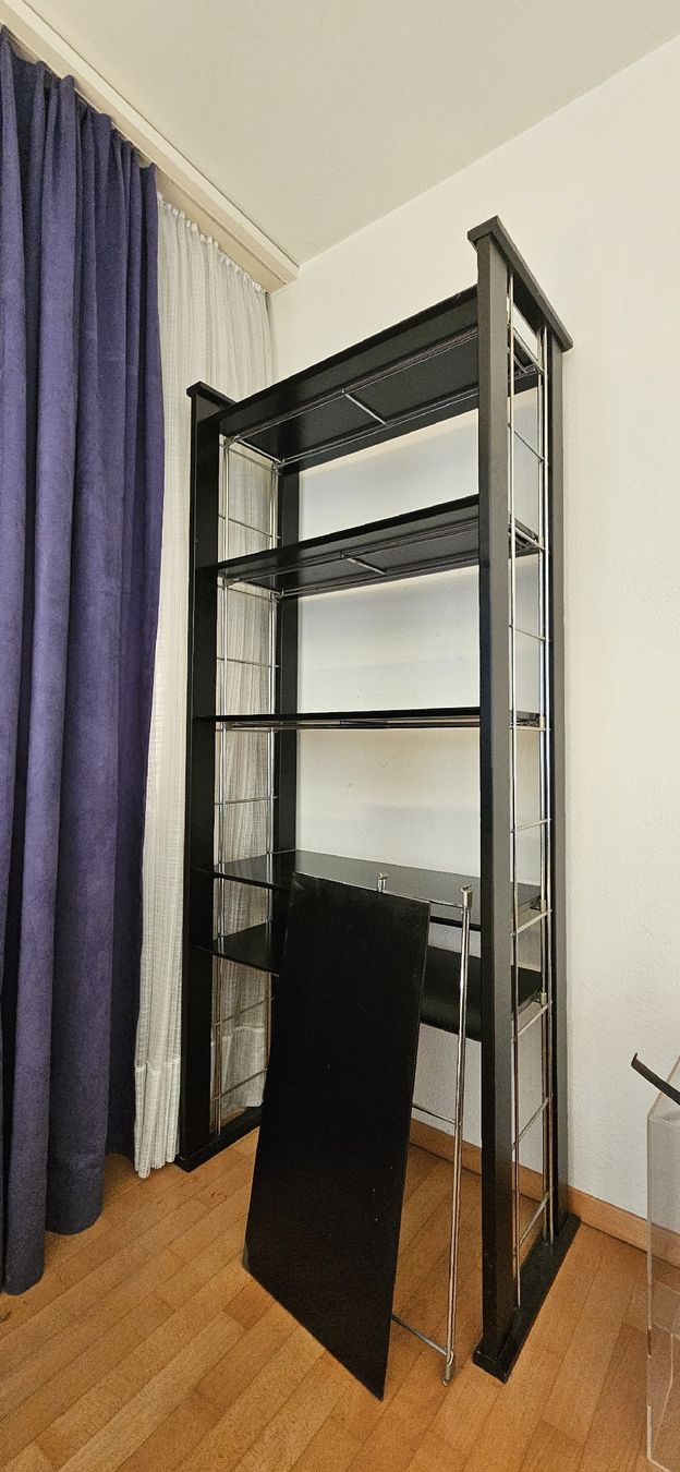 Scaffali: Gestell mit 6 einstellbaren Regalen – Usato da Zürich venduto da zumbie777
