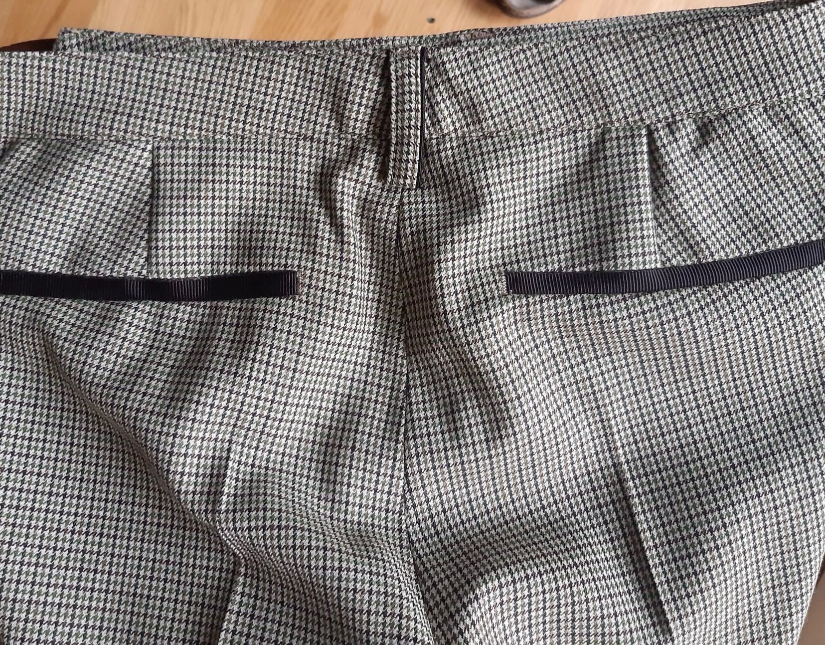 Pantaloni: Damenhose Gr. 40 – Nuovo (secondo la descrizione) da Luzern venduto da Sontru 4