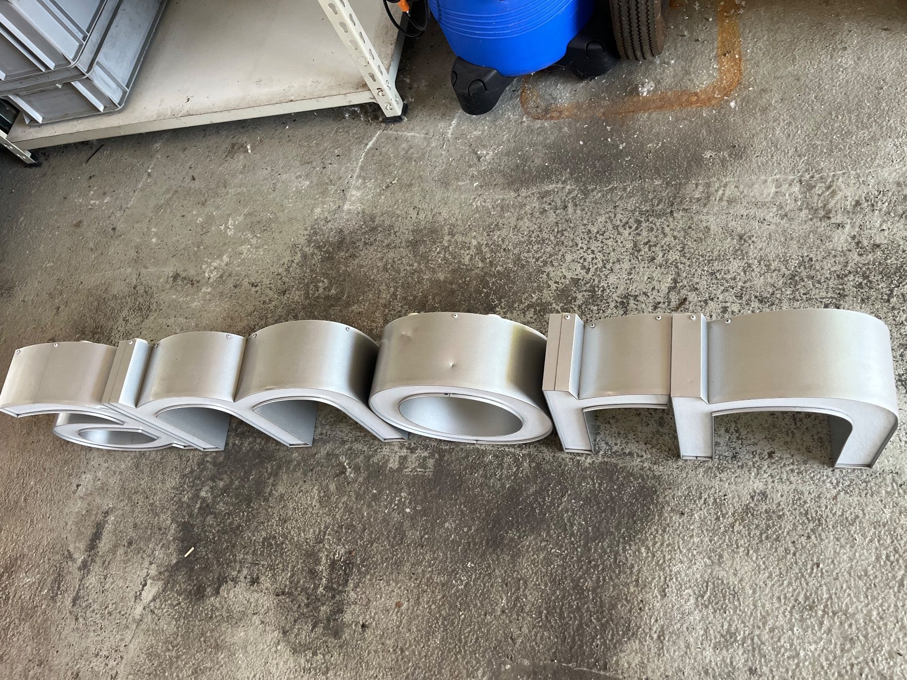 Lampade: 5 Leuchtbuchstaben 12Volt LED - geprüft I.O. – Usato da Menziken venduto da Hotdevil1 1