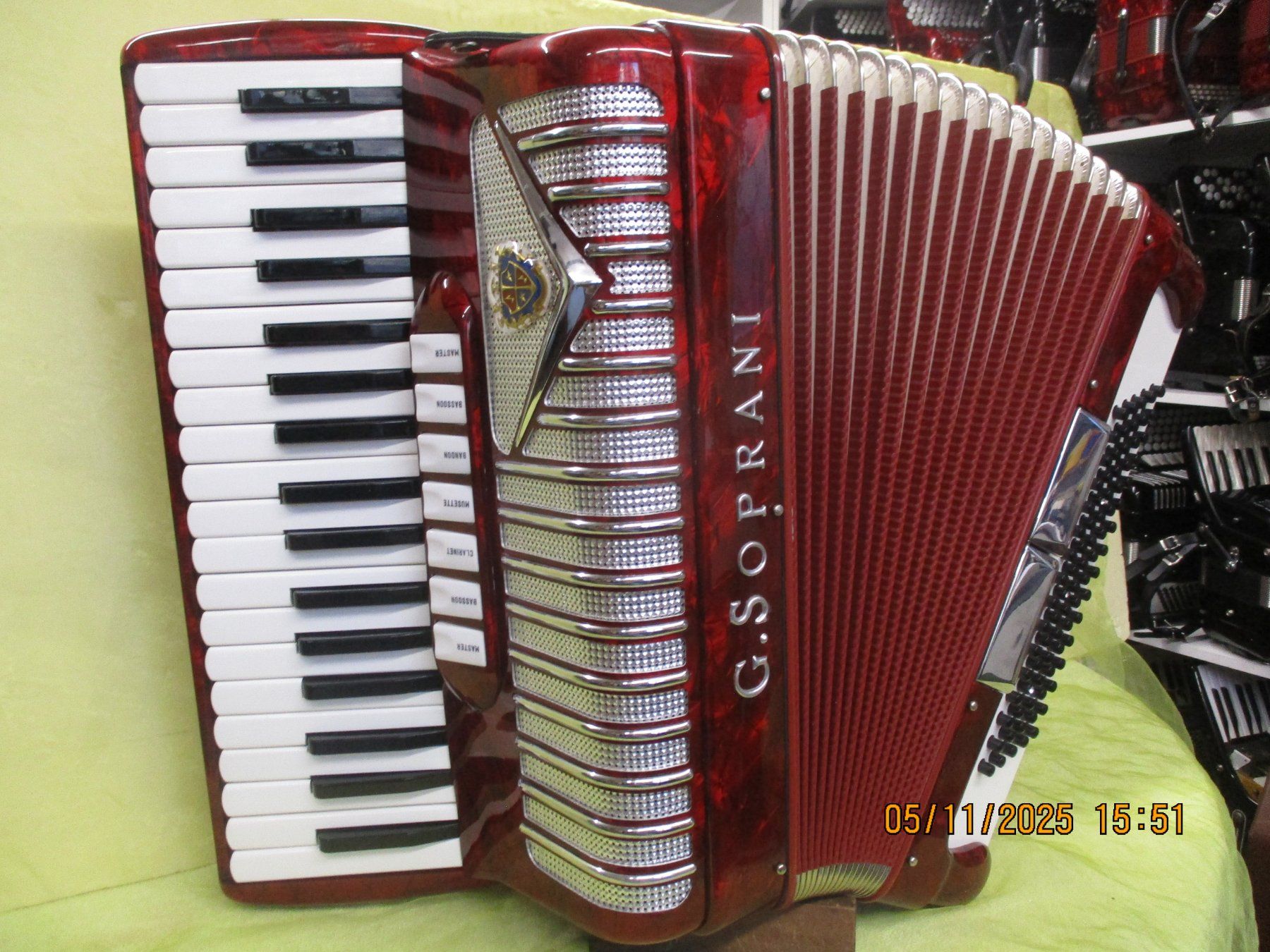 Strumenti musicali: Akkordeon Giovanni Soprani – Usato da Jegenstorf venduto da Oktavio 2