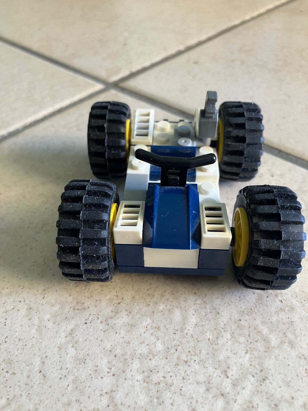 Lego Jeux de construction: Lego - divers véhicules – D'occasion à Chavannes-des-Bois par mai_pfq6 6