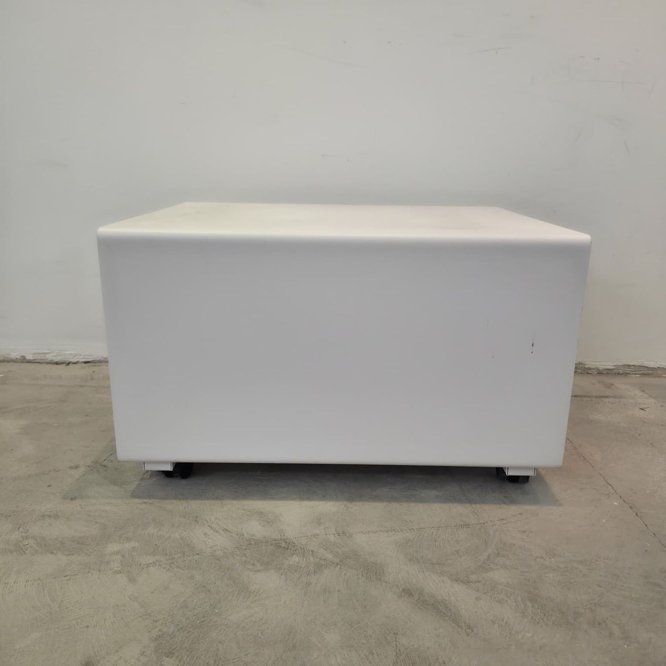 Tische: Salontisch oder Druckermöbel – Gebraucht aus Zürich von Zapro 4