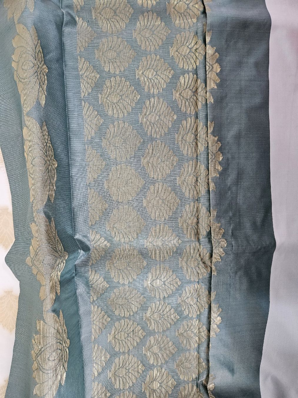 Vestiti: Kerala style saree – Nuovo e nell'imballaggio originale da Les Acacias venduto da minnie6 3
