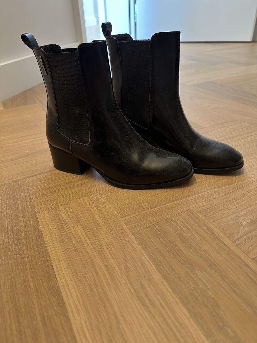 Scarpe da donna: Bottines Les Tropéziennes – Nuovo (secondo la descrizione) da St-Sulpice VD venduto da juliane43