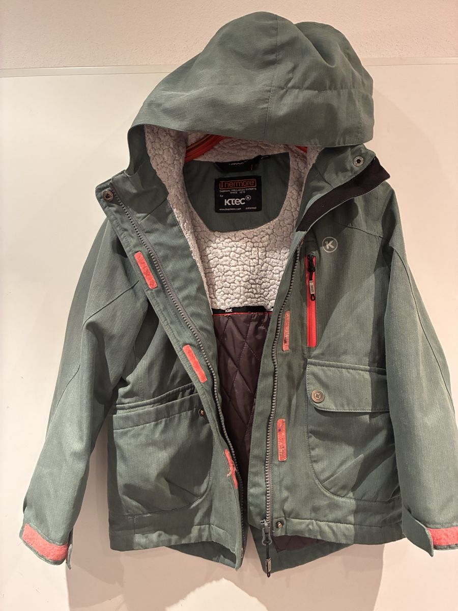 Killtec Jacken & Mäntel: Tolle Winterjacke Killtec Gr. 116 – Gebraucht aus richterswil von lunamarie001 1