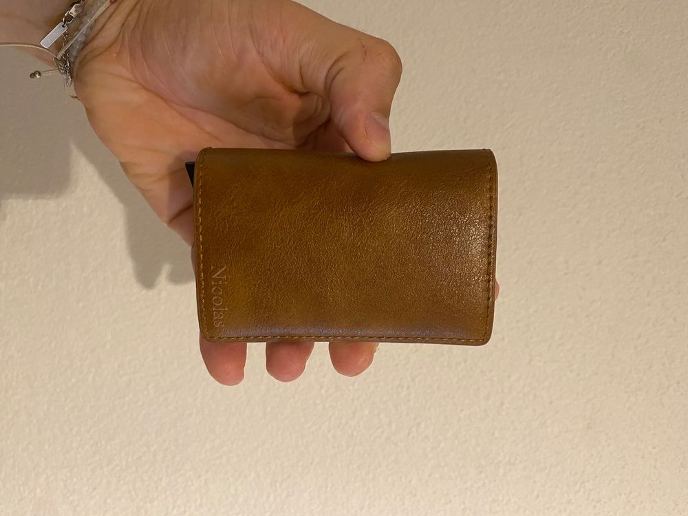 Mini Wallet aus Leder/ Neu mit Nicolas Signatur (Neu (gemäss ...