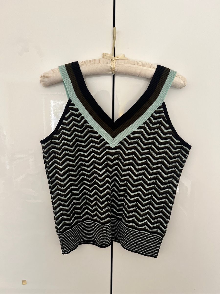 Mango Top: Mango Casual Knitted Tank Top, Size S – Nuovo (secondo la descrizione) da Zürich venduto da SandroMaje 1