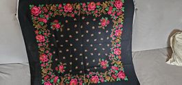 uraltes schwarzes Kopftuch mit Blumenmuster...vintage