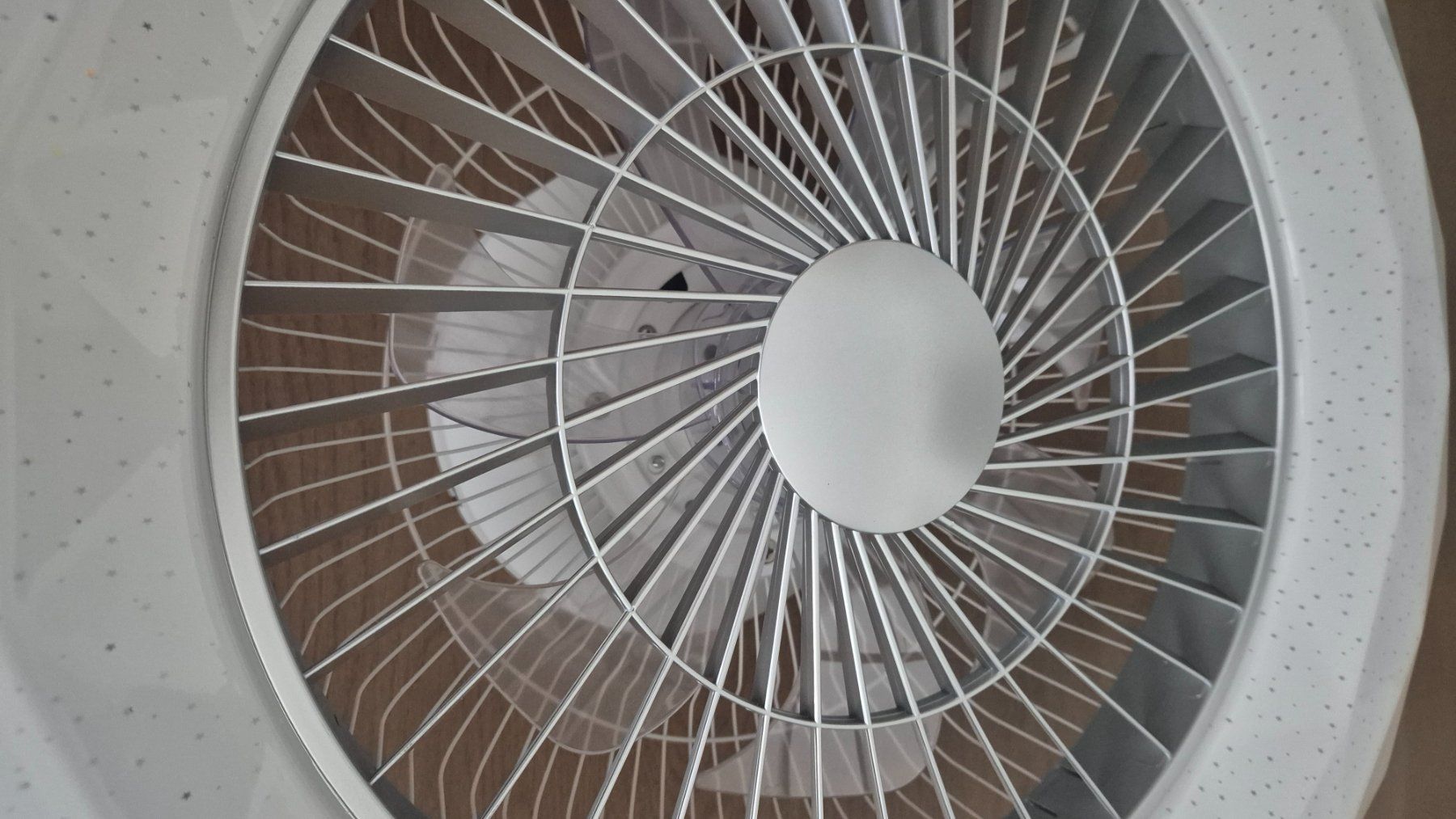 Lampadari & plafoniere: LED-Deckenlampe mit Ventilator - Sternenhimmel-Design – Usato da Oberentfelden venduto da angelheart71 1