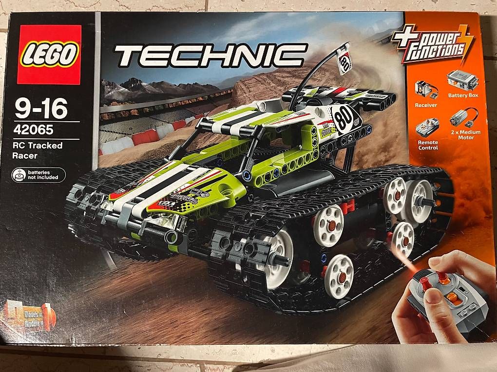Lego Giocattoli: ferngesteuerter Lego Technic Tracked Racer 42065 – Usato da Wettswil venduto da Lavendula_01