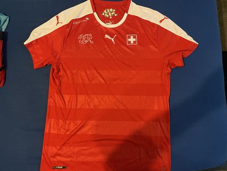 Puma Schweiz Fussball Trikot