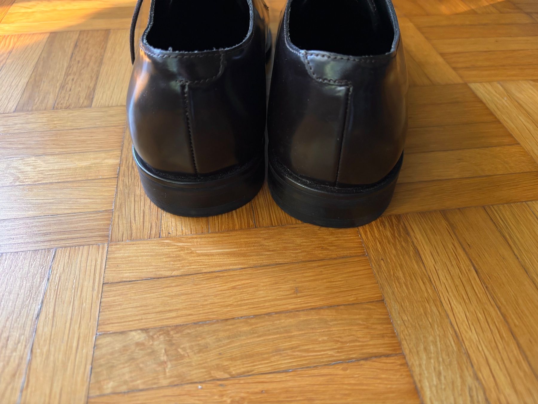 Cos Scarpe da donna: COS Pointed Leather Brogues 36 – Nuovo e nell'imballaggio originale da Zürich venduto da hol_bc6v 1