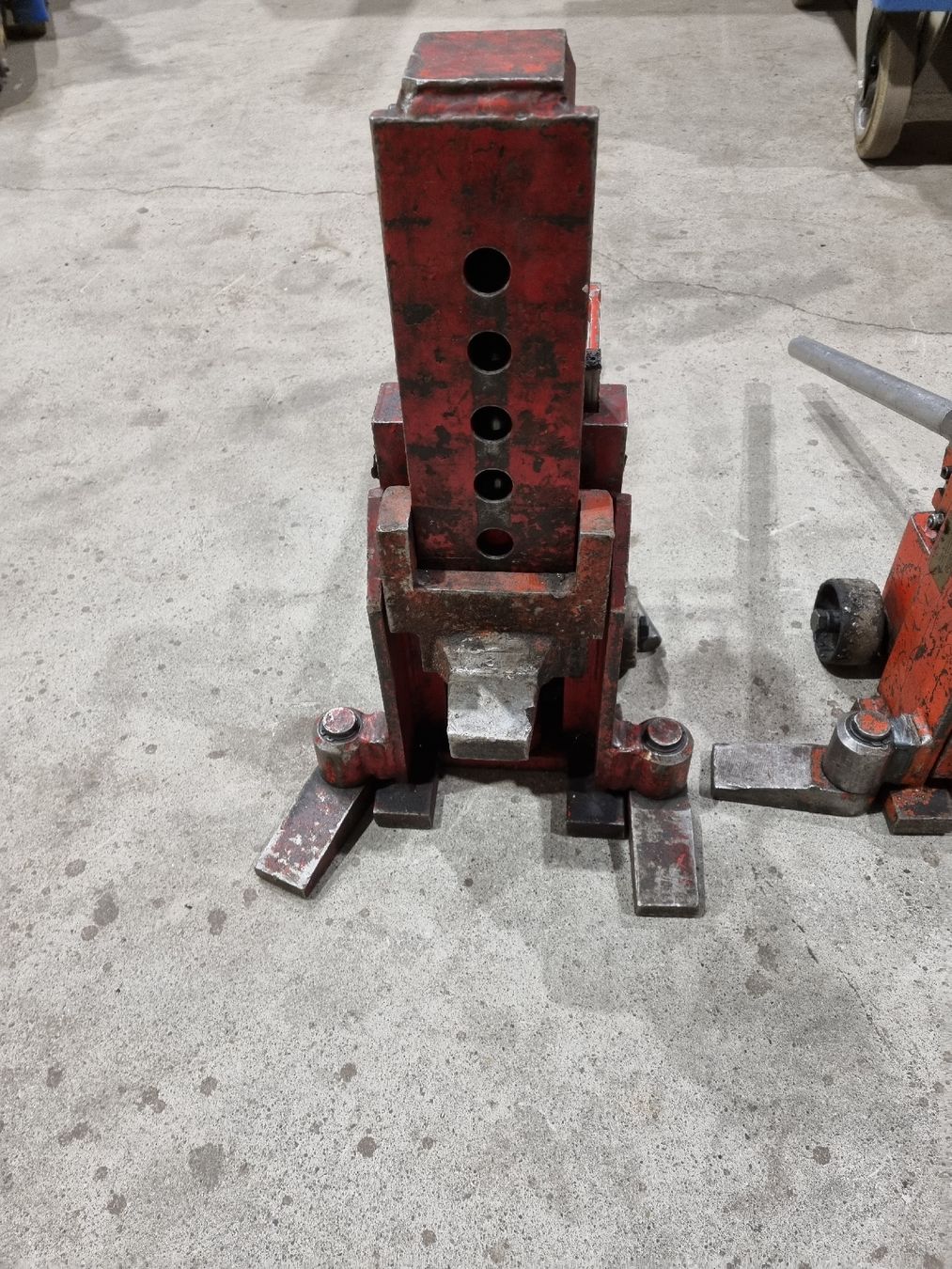 Alle Werkzeuge: Maschinenheber Hydraulikheber 10 T – Gebraucht aus sins von villiger1964 1