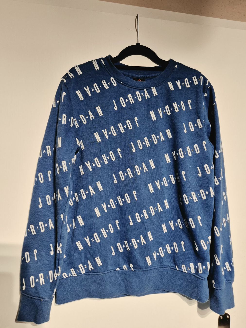Jordan Pullover & Sweatshirts: Jordan Pullover blau, Gr. 163 - 175 – Gebraucht aus Neukirch-Egnach von auxis