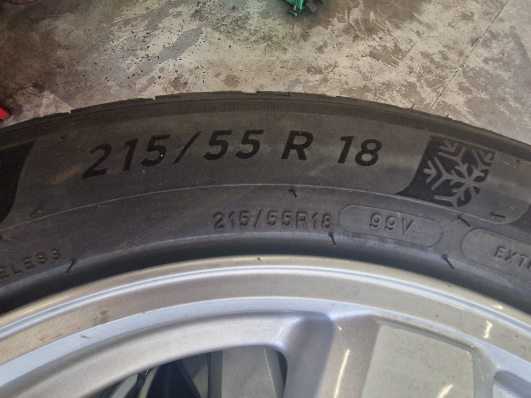 Pneumatici & Ruote complete: Winterräder Jeep 18" – Usato da Meilen venduto da Schruubetoni 1