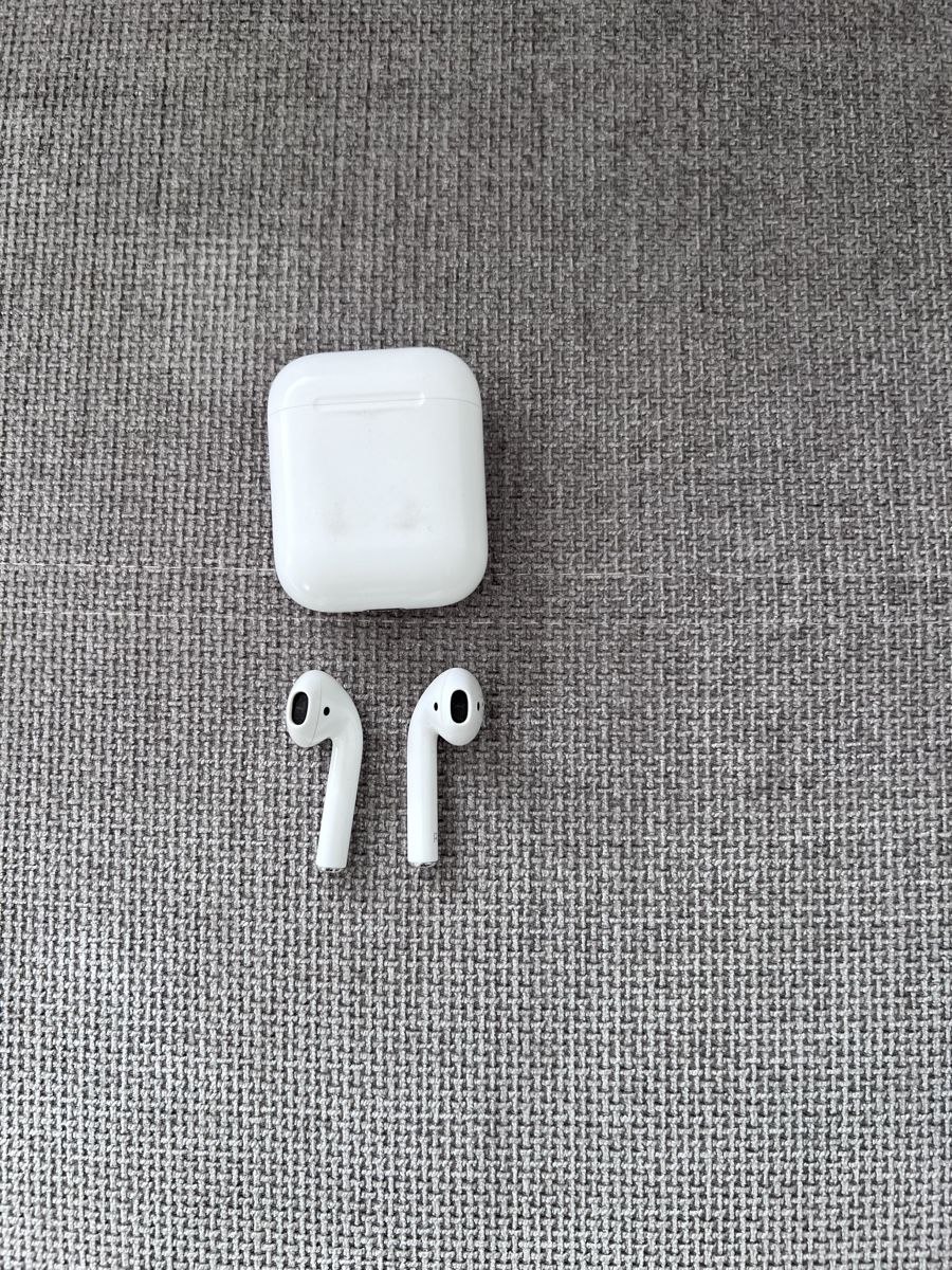 Apple Cuffie: Apple AirPods 2 – Usato da Zollikofen venduto da FFD. 2