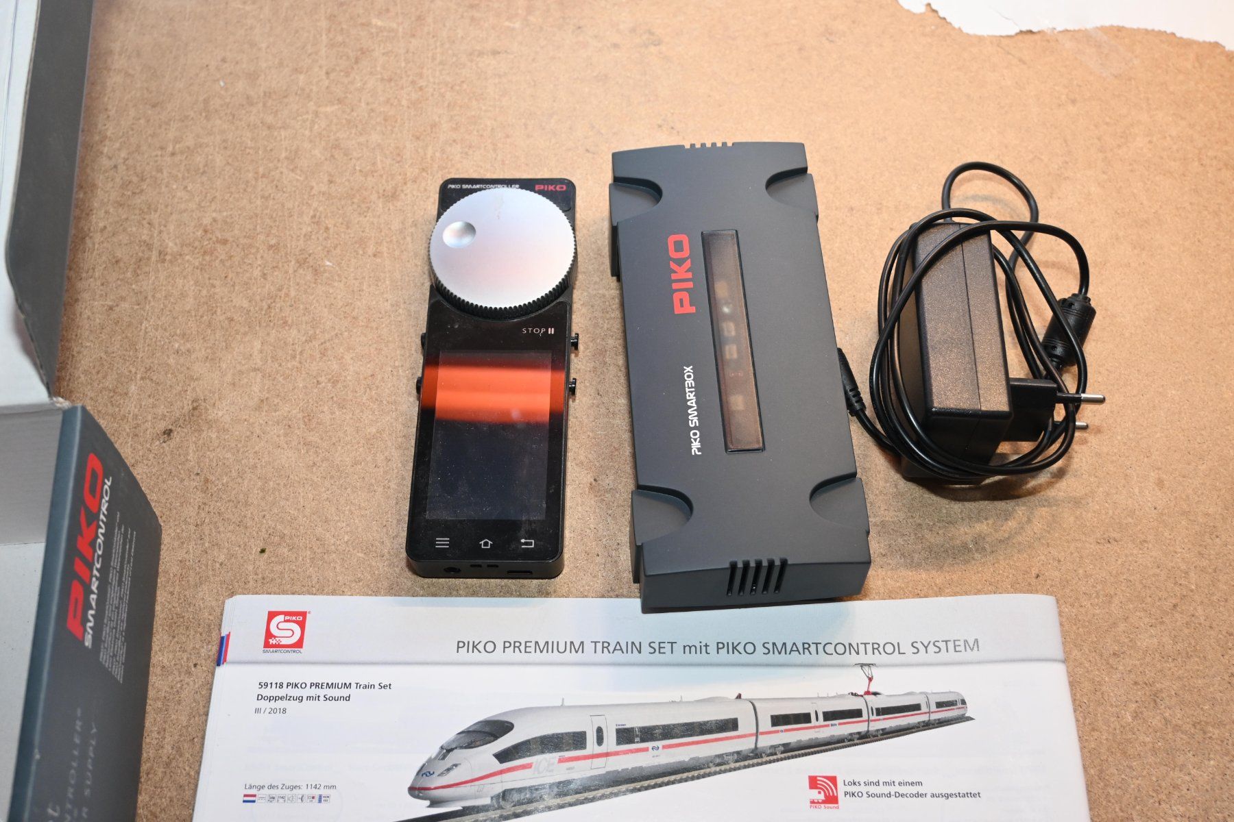 Piko Modellini di ferrovie: Piko Smart Control System Modellbahnsteuerung HO/DC – Usato da Laupen ZH venduto da Zmoewe