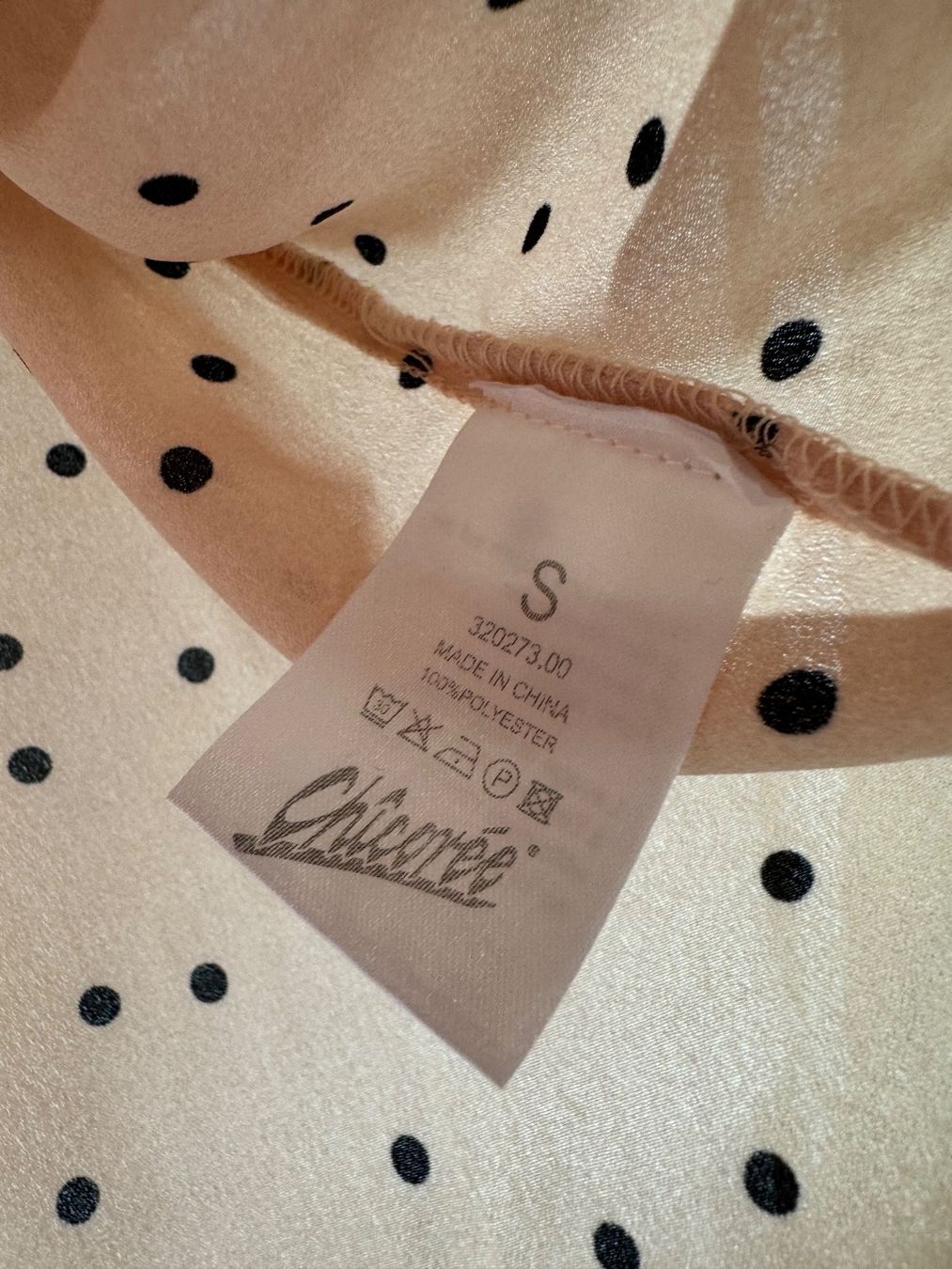 Camicette: Bluse mit Punkten von Chicoree Gr. S – Usato da Grosswangen venduto da SALE_SALE_SALE 2