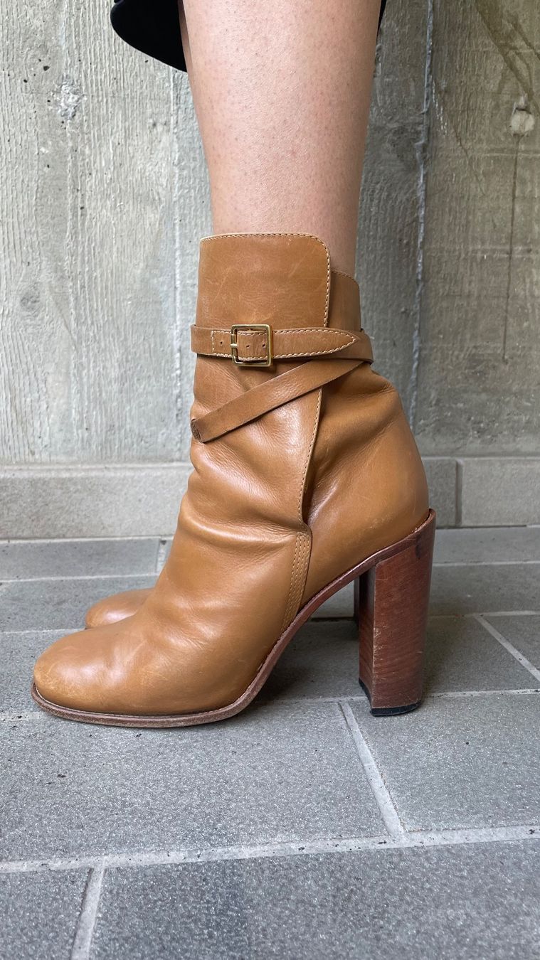 Celine Scarpe da donna: Bottines Céline Paris / Stiefeletten – Usato da Martigny venduto da Lea_lucci