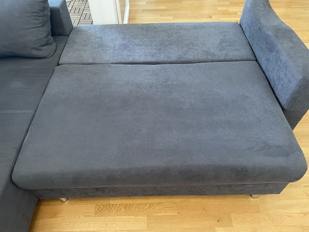 Sofas: Ecksofa Grau mit Schlaffunktion und Strauraum – Gebraucht aus Basel von msa_vtq6 7
