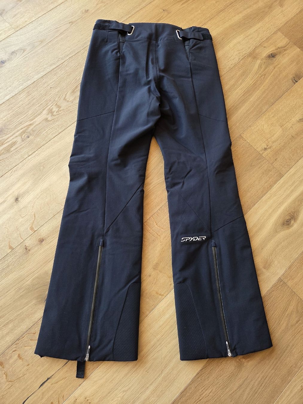Spyder Pantalons: schöne Skihose Spyder – D'occasion à Wiesendangen par Sinhuk 1