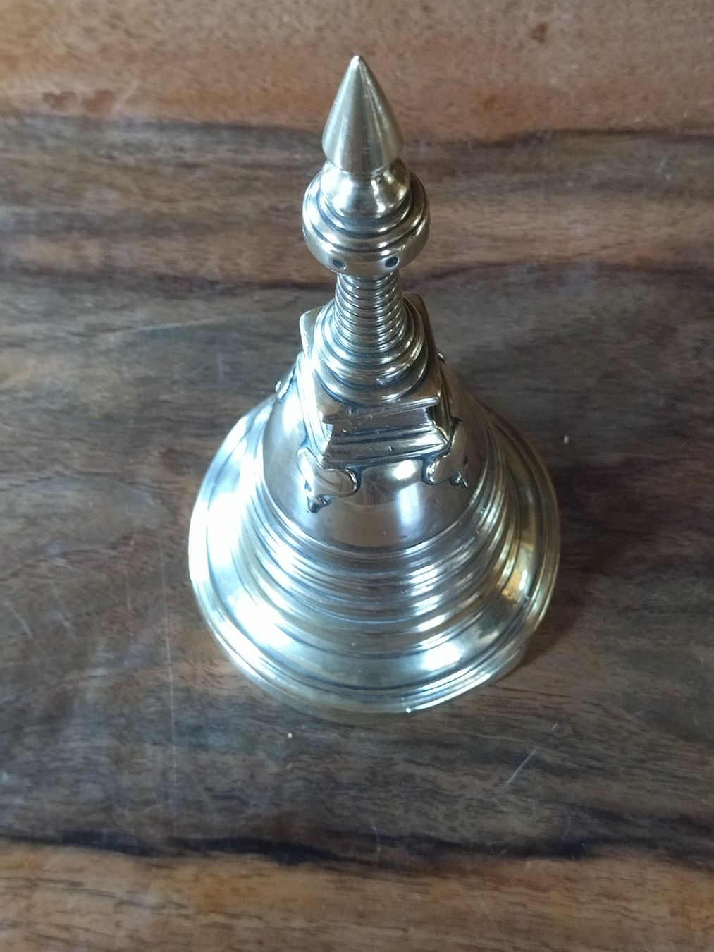 Campanacci mucche: Antike Tempel-Handglocke – Usato da Zürich venduto da Top-Deal-Schweiz 6
