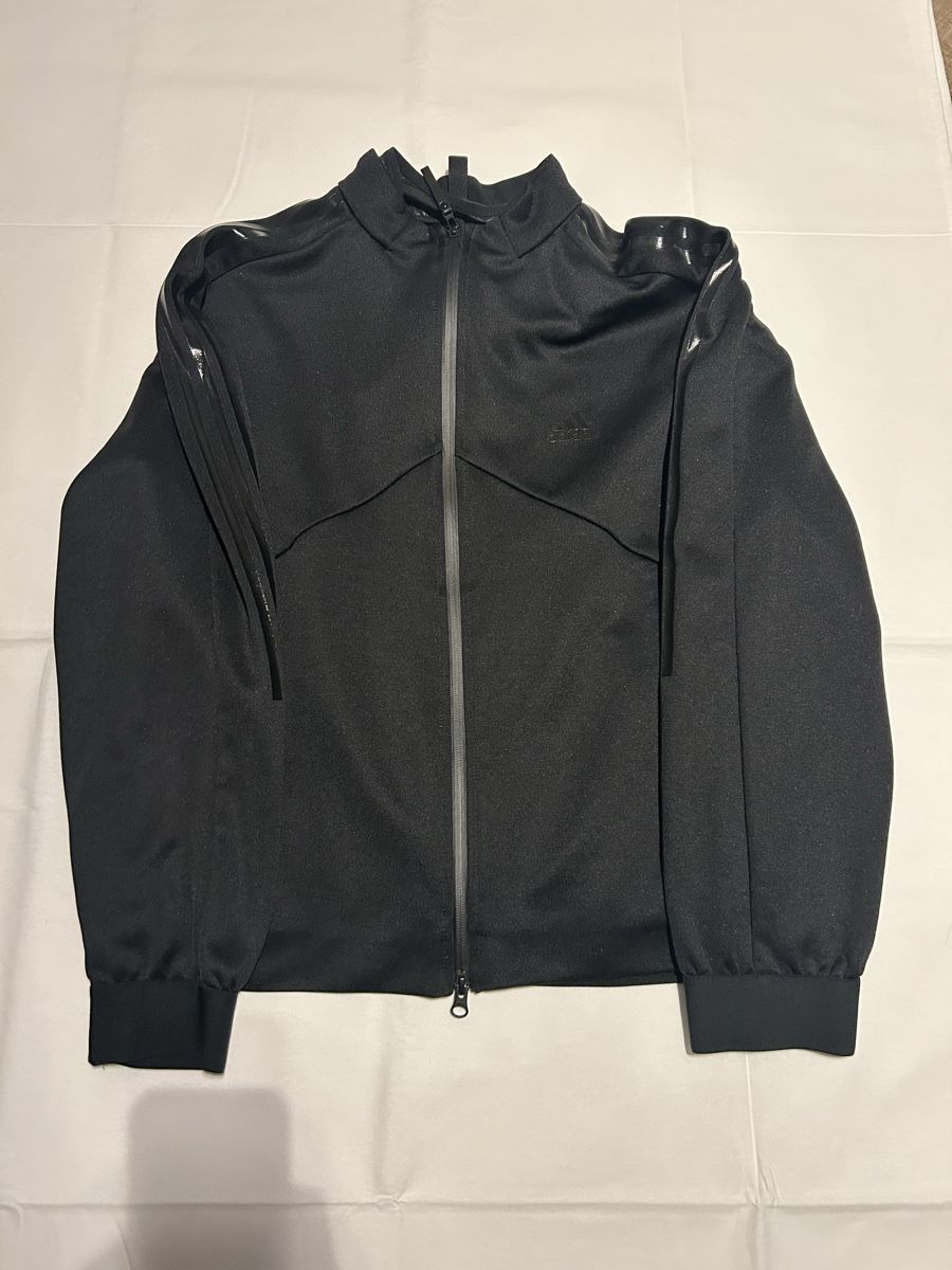 Adidas Maglioni & Felpe: Adidas Track Jacke schwarz – Usato da Bülach venduto da ale_6jrv