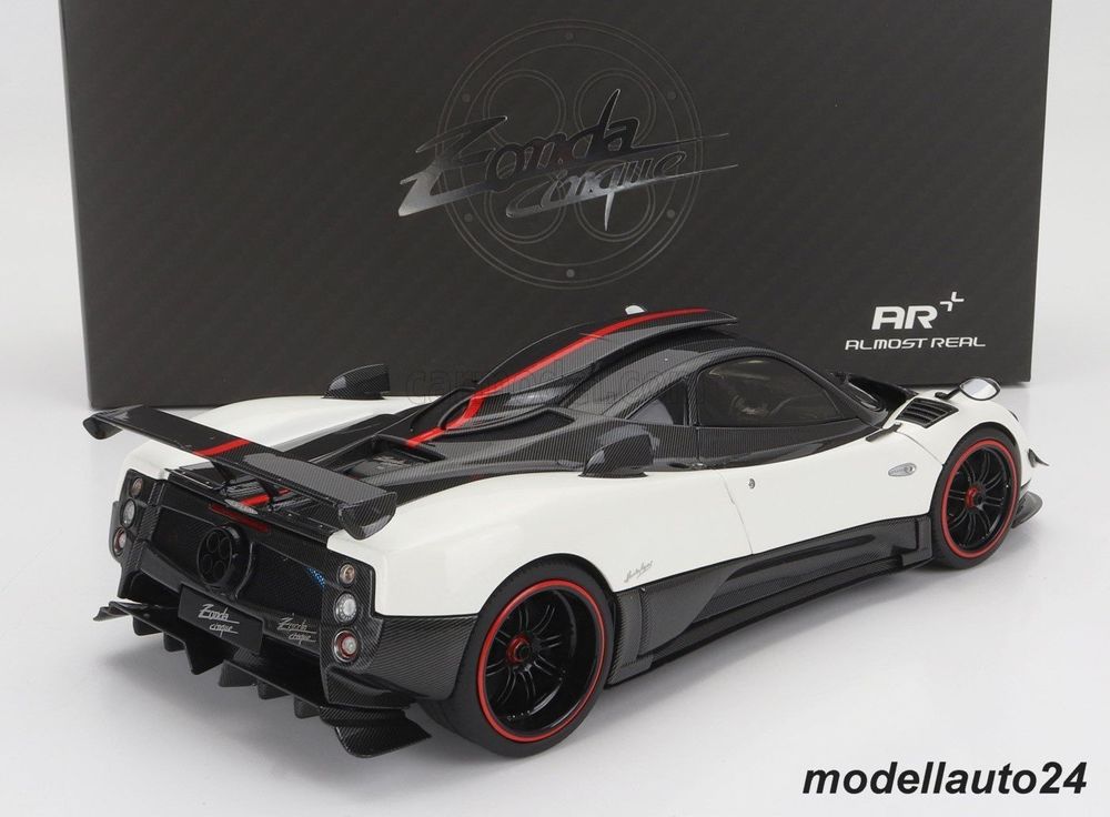 Modellino Auto Almost Real 1/18 Pagani Zonda Cinque Coupè 2009 bianco