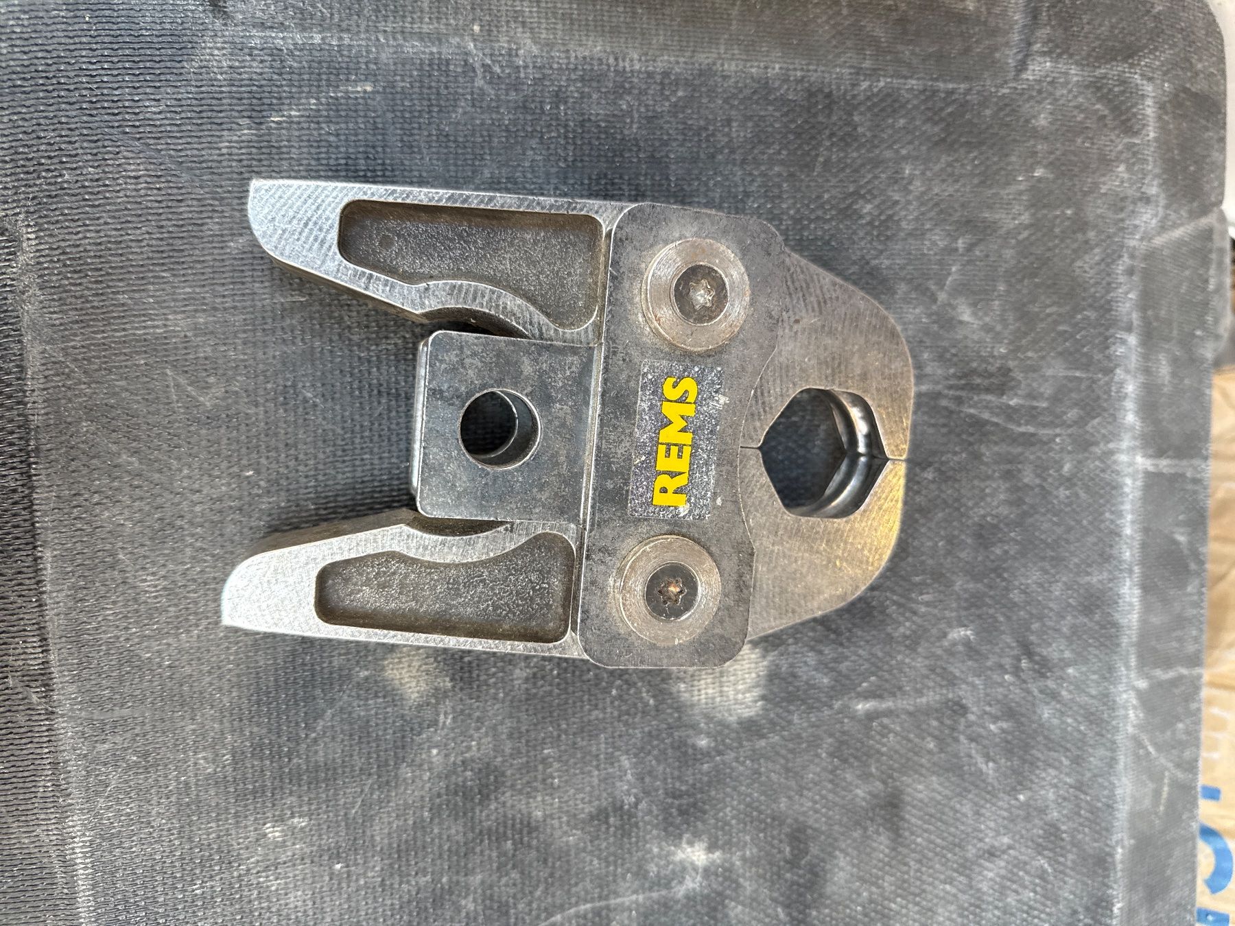 Rems Tutti gli attrezzi: Press backen rems V28 und V35 – Usato da WOHLEN AG venduto da darek1979 2