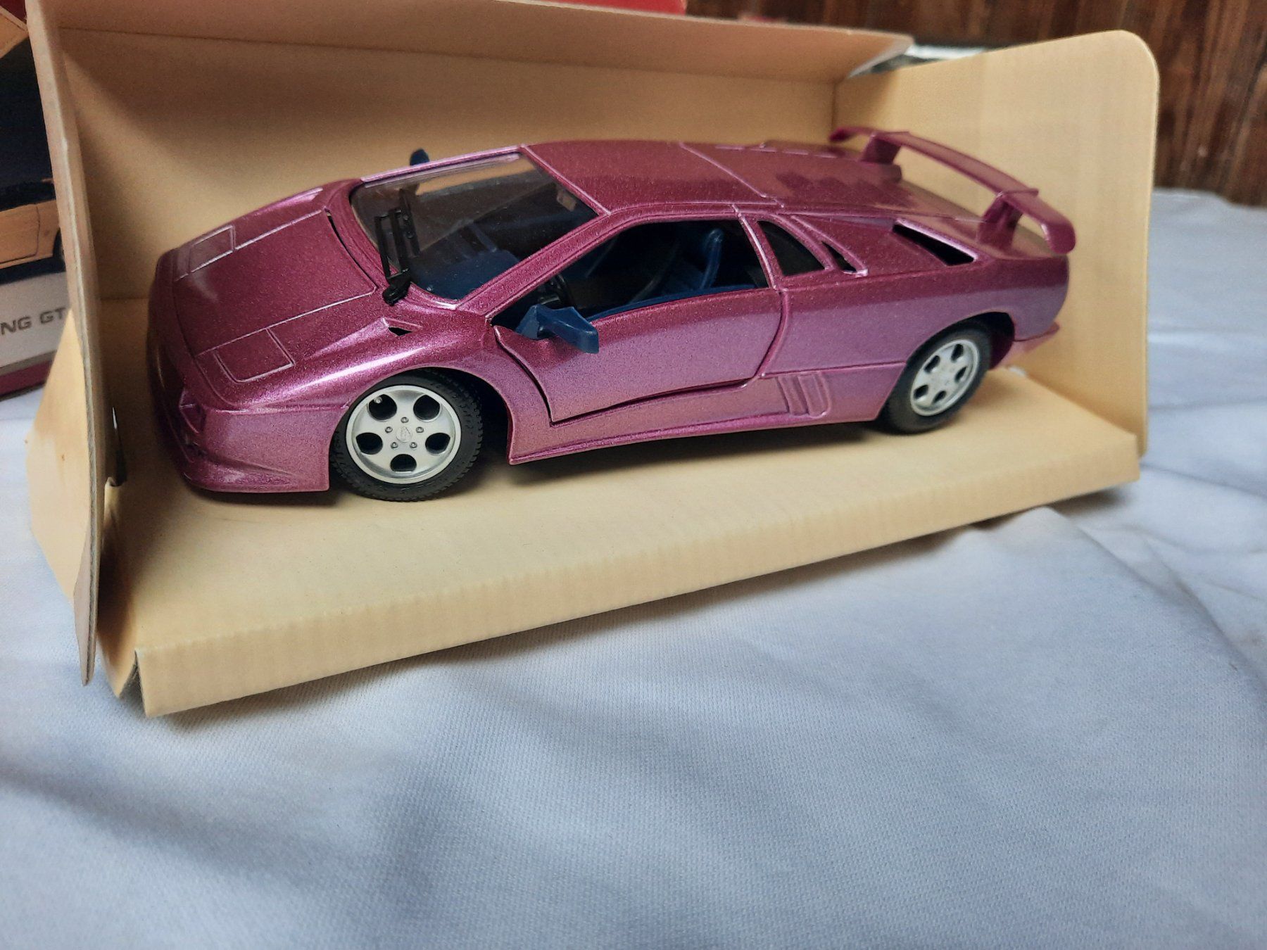 Modellautos: 3 Modellautos, Premium Model 1:24 – Gebraucht aus Weinfelden von JoeBaer 1