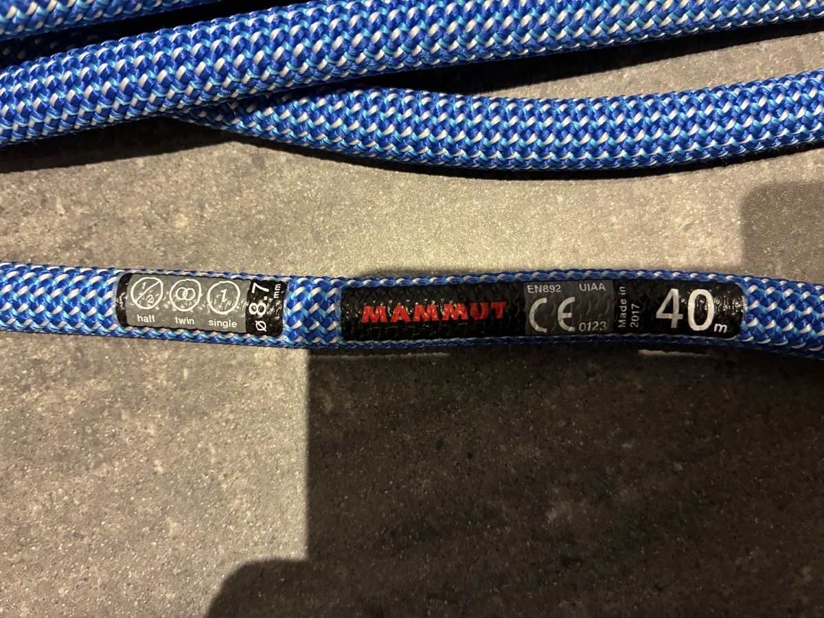 Mammut Matériel de grimpe: Kletterseil 8,7 mm, 40 Meter – D'occasion à Illgau par Pbuergler1 1