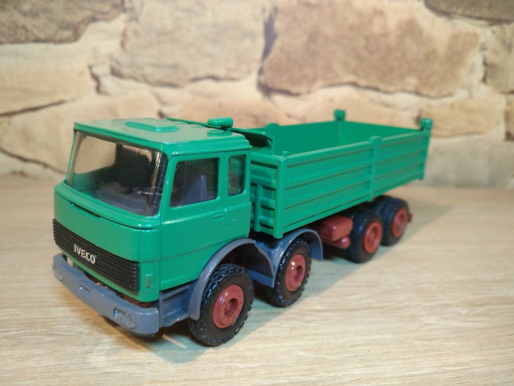 MAN F2000 26.464 Silent mit 3-S-Kipper für Hackschnipsel in Gralla am