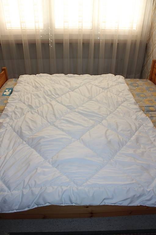 Coperte: Duvet 160x210 – Usato da Thielle venduto da Oneil1372